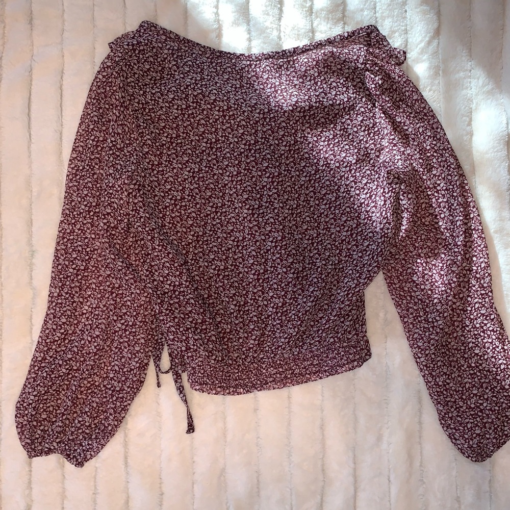 A&F Floral top - Picture 3 of 6